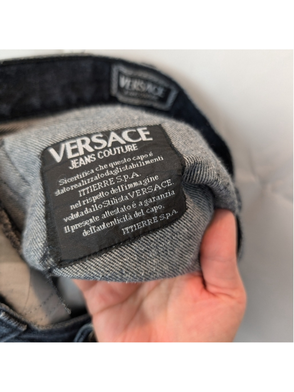 Versace Jeans Couture vintage Men's Jeans Size 26(By Measurements) In VGUC - Picture 15 of 15